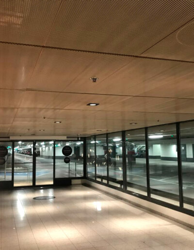 Flexplåt: Kista Gallerias parkeringshus, Stockholm